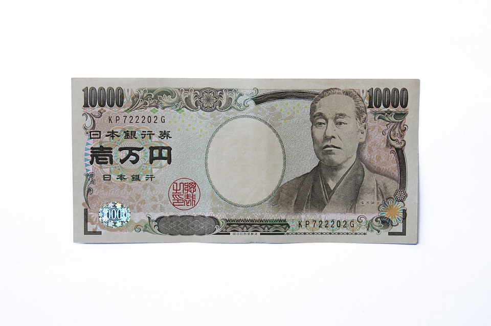 USD/JPY Hovers At A Multi-Week Trough, Slightly Over 114.00