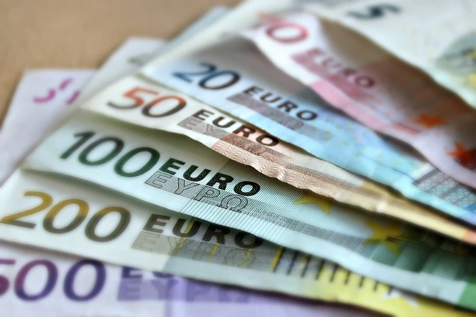 A Weaker Dollar Pushes EUR/USD Beyond 1.1400