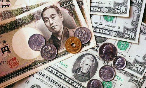 USD/JPY Fights Hard Close to Monthly Low Point